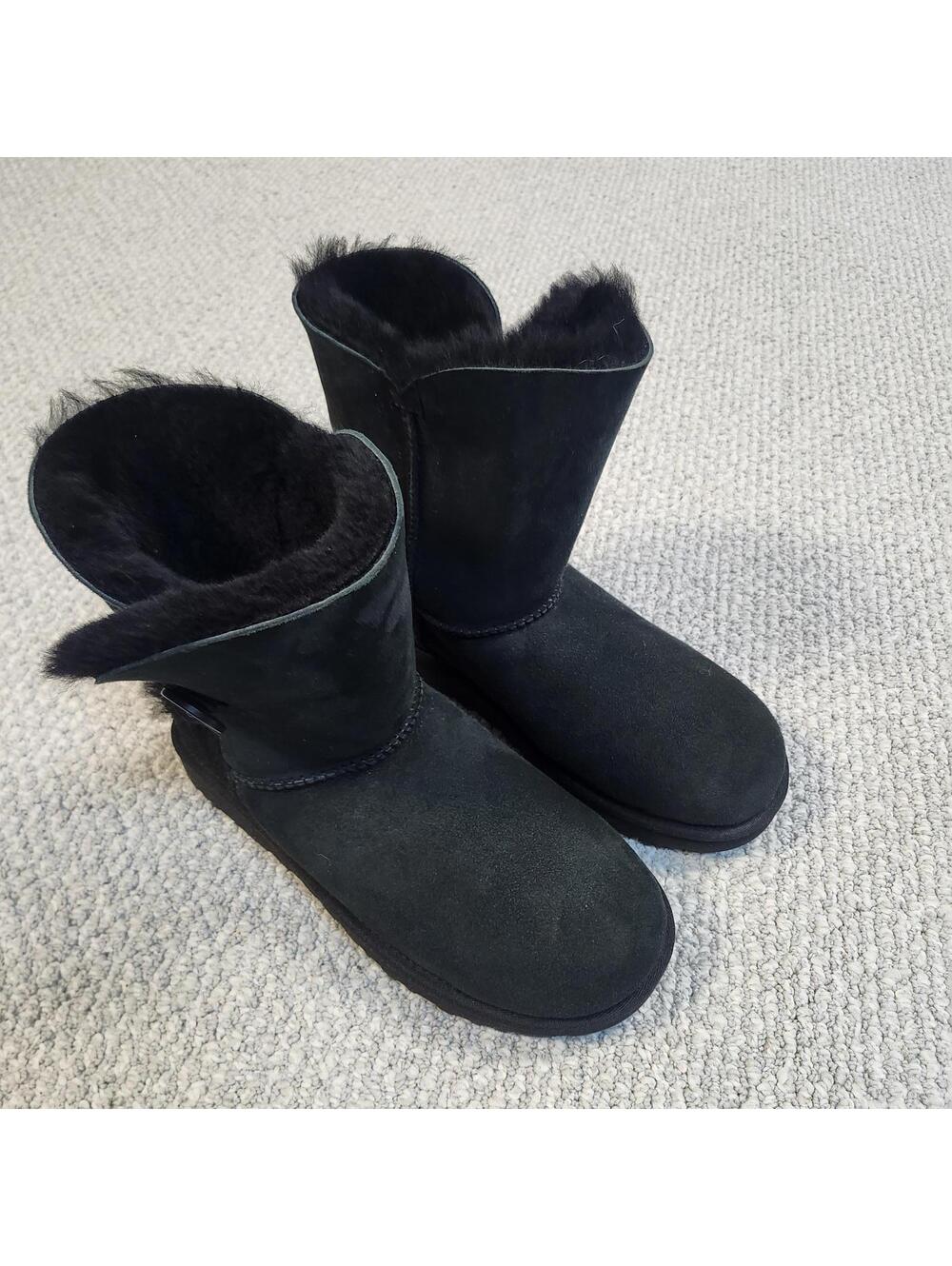 UGG Bailey Button II Classic Black Boots Size 10